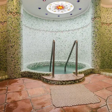 Carbona Great Time מלון דירות 4*