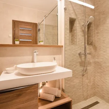 Carbona Great Time מלון דירות 4*