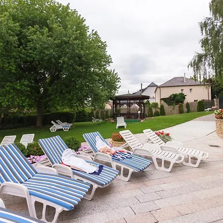 מלון דירות Carbona Great Time