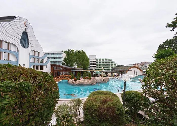 Aparthotel Carbona Great Time 4*