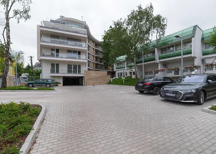 Carbona Great Time Hotel apartamentowy Héviz