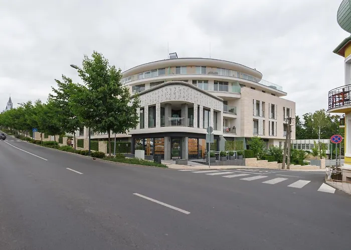 Carbona Great Time Aparthotel Hévíz